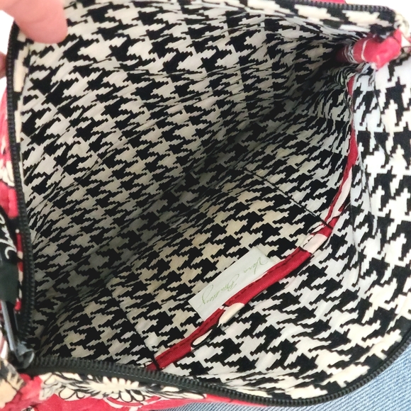 Vera Bradley | Vibrant Flowers Crossbody Should Bag - Picture 4 of 7